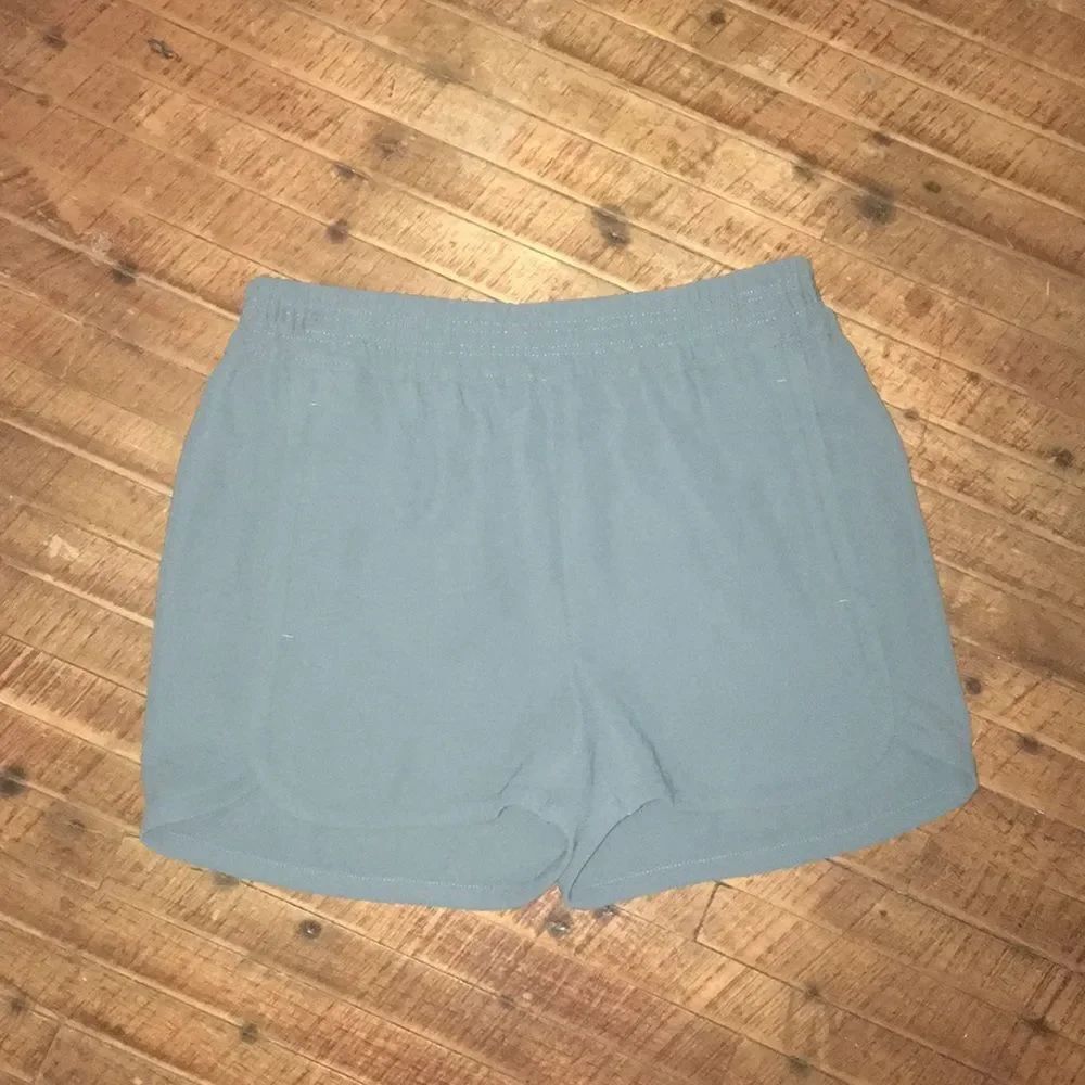 J Crew 0 polyester scalloped trendy preppy chino shorts